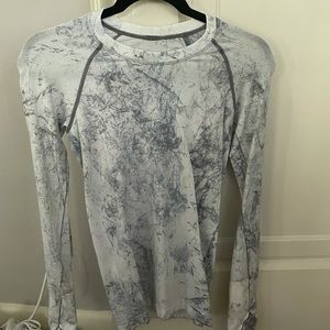 Lululemon white marble LONG SLEEVE